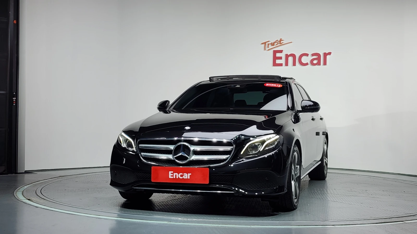Mercedes-Benz E 300 E300 Avantgarde | 360  | Memory | Ventilated, снимка 3 - Автомобили и джипове - 55340915
