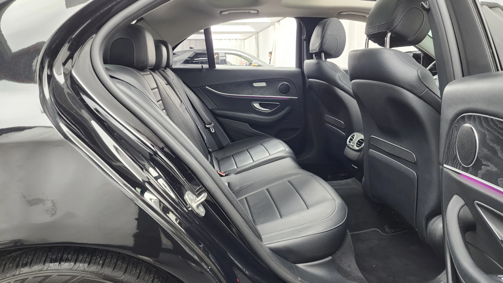 Mercedes-Benz E 300 E300 Avantgarde | 360  | Memory | Ventilated, снимка 15 - Автомобили и джипове - 55340915