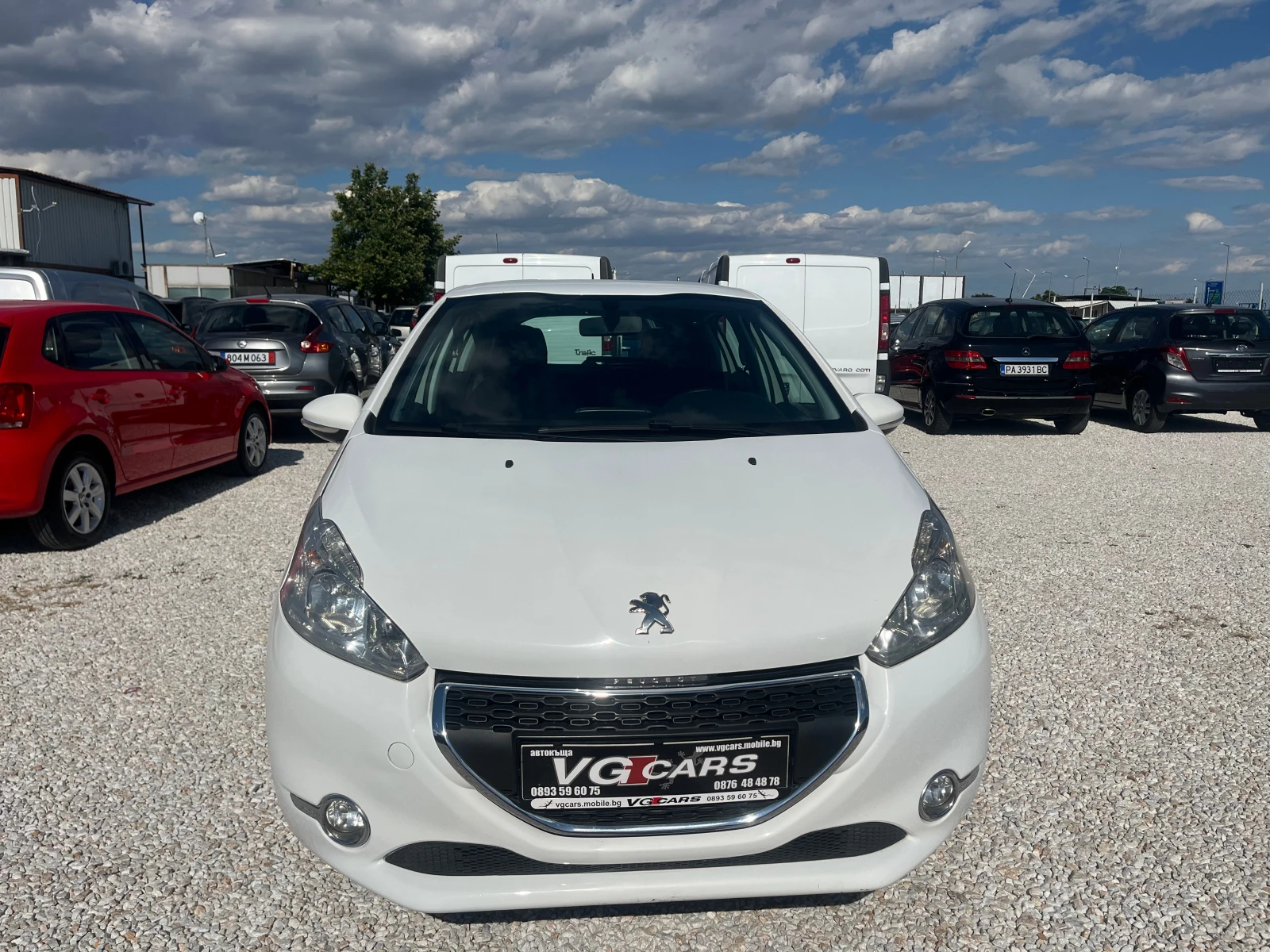 Peugeot 208 1, 4HDI, 68kc, , ЛИЗИНГ, снимка 2 - Автомобили и джипове - 55395827
