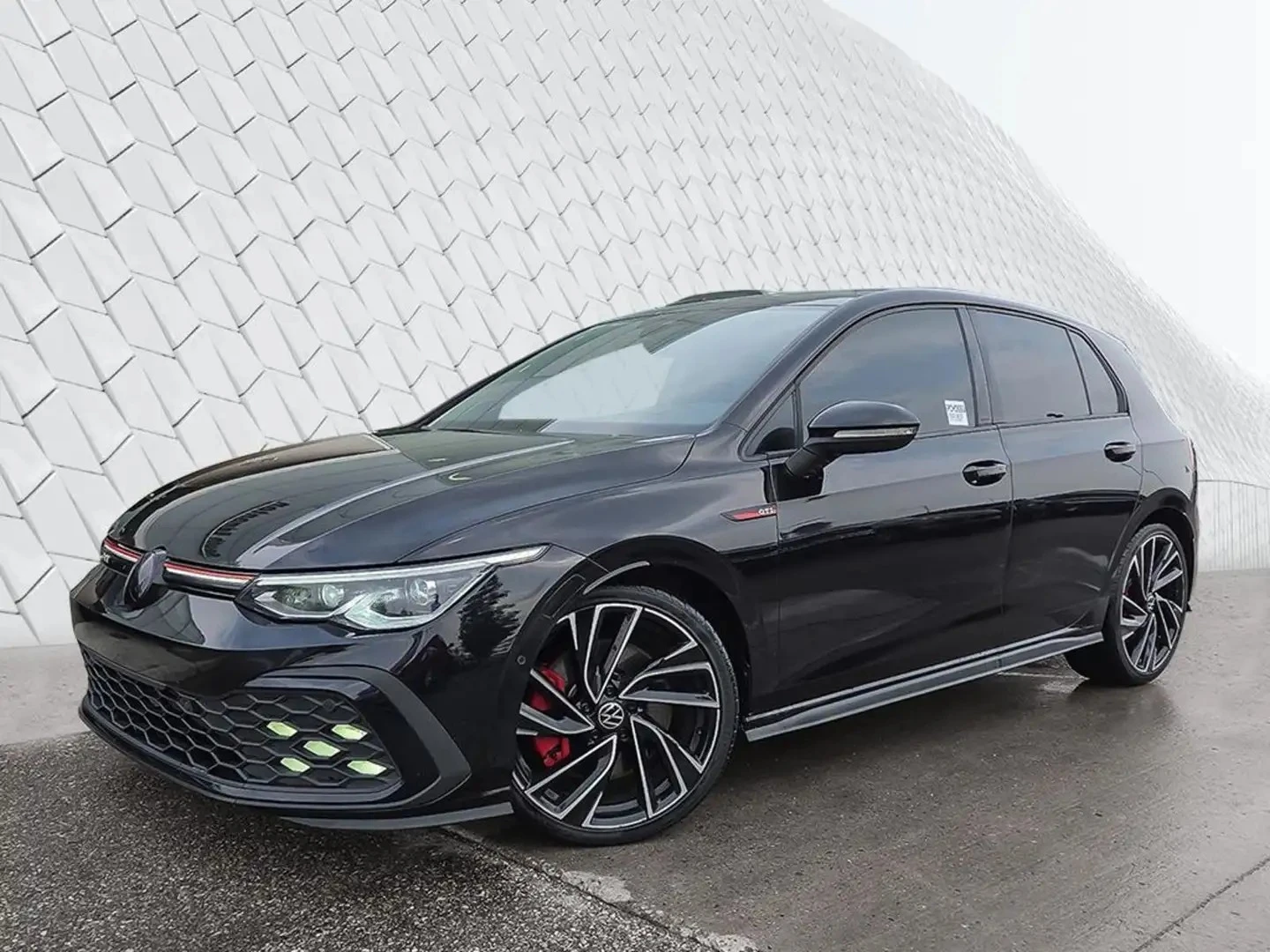 VW Golf GTI* DSG* HUD* DISTRONIC* LANE* ОБДУХ