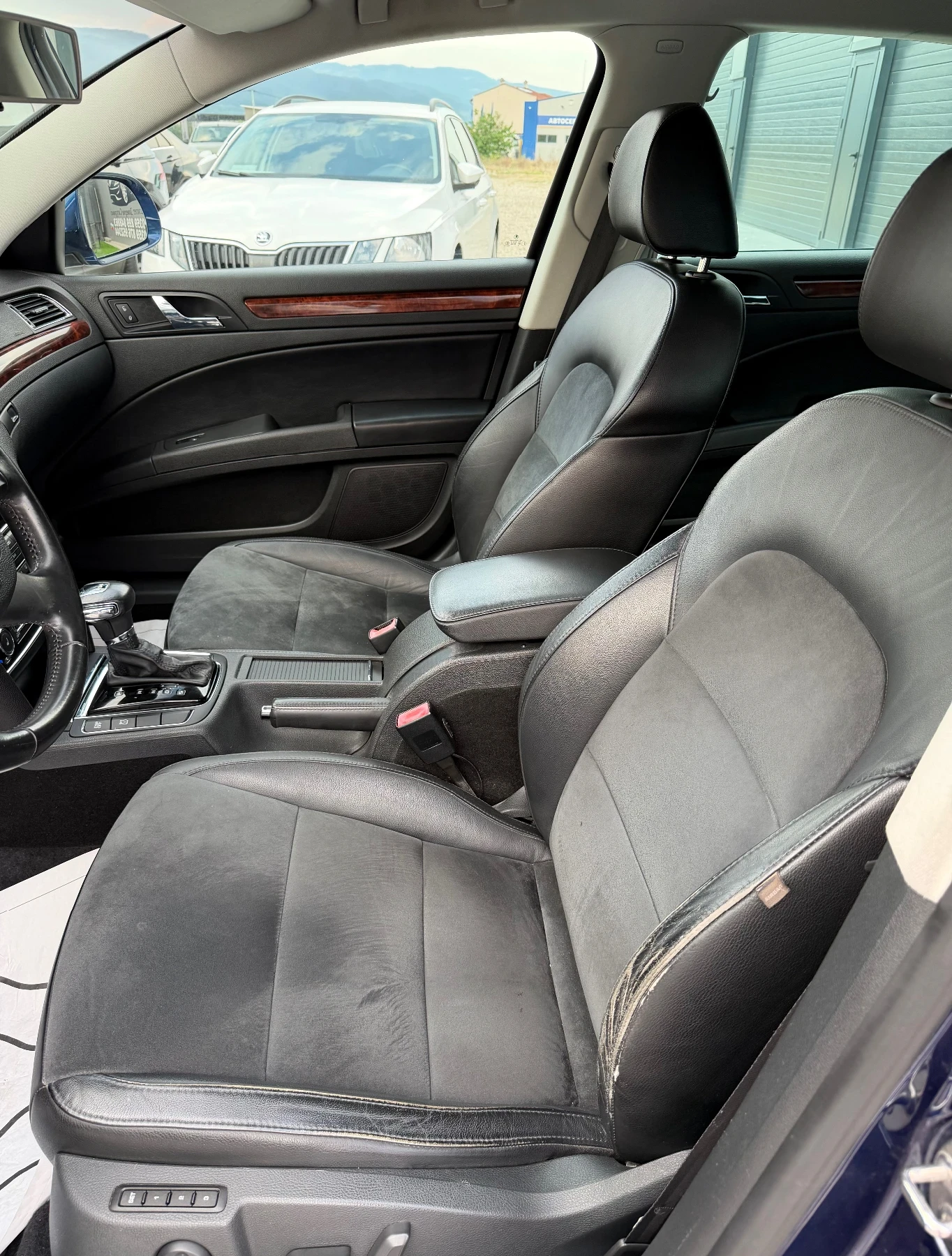 Skoda Superb 1.8, снимка 10 - Автомобили и джипове - 55485629