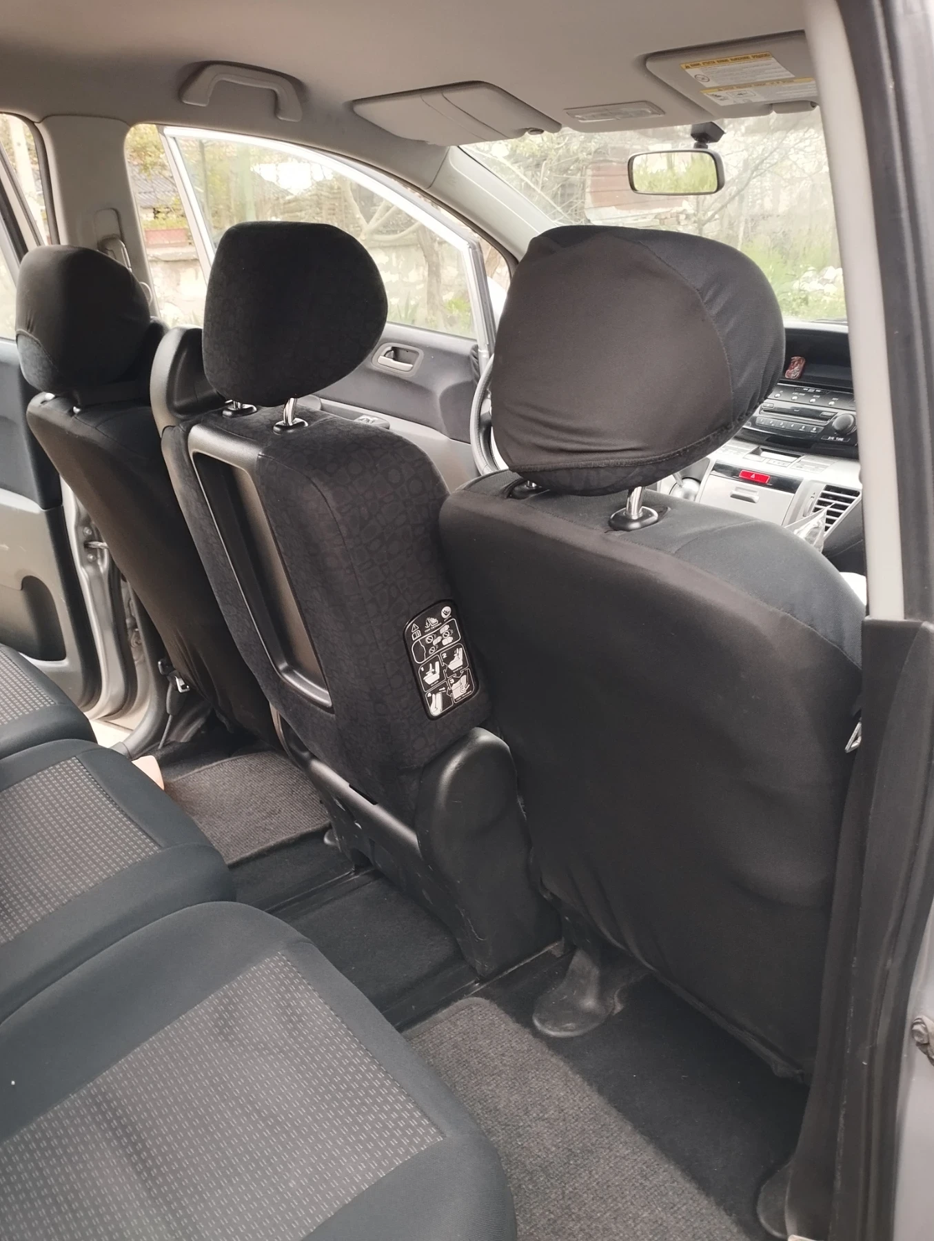 Honda Fr-v, снимка 5 - Автомобили и джипове - 55770673