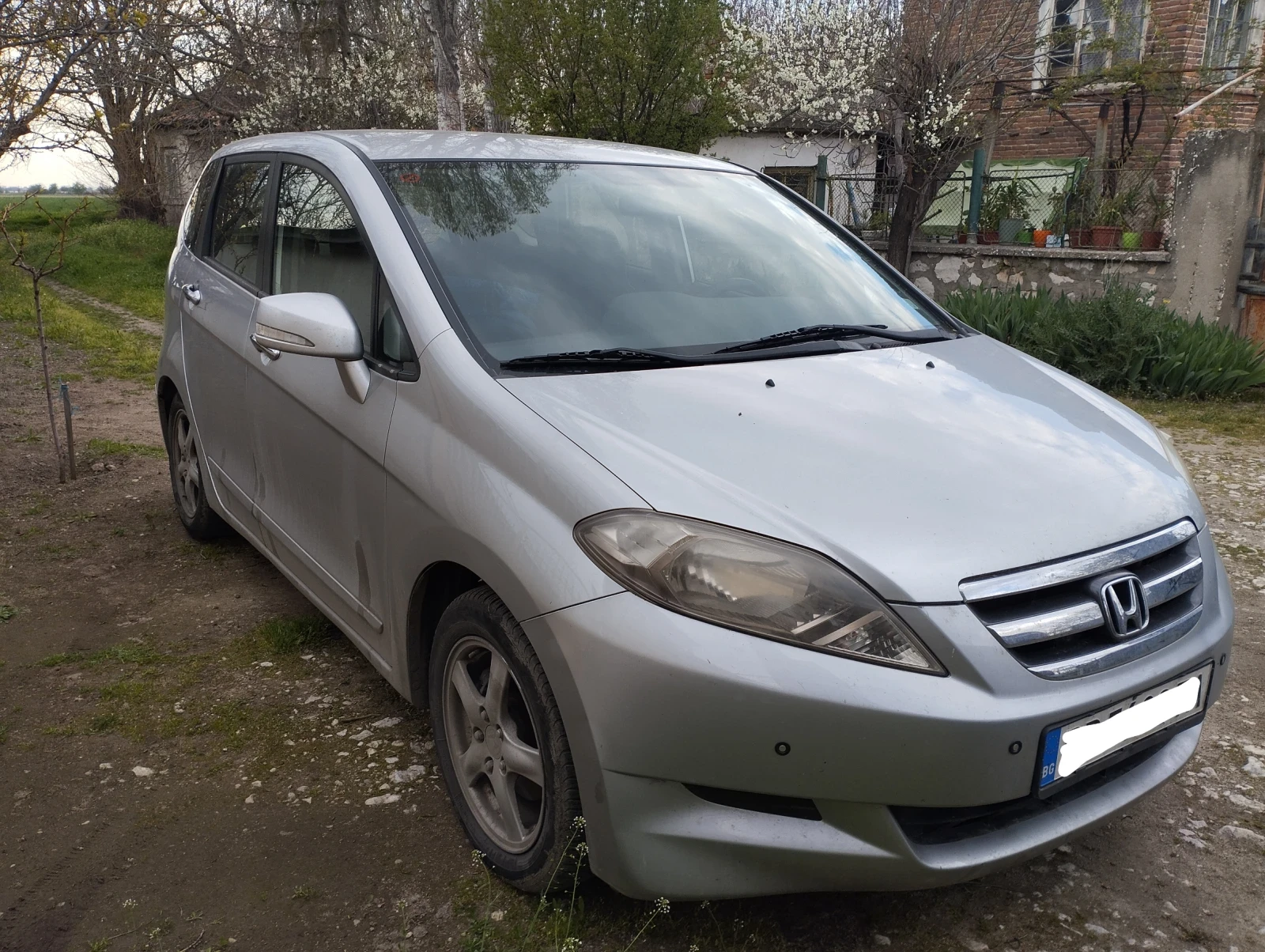 Honda Fr-v, снимка 2 - Автомобили и джипове - 55770673