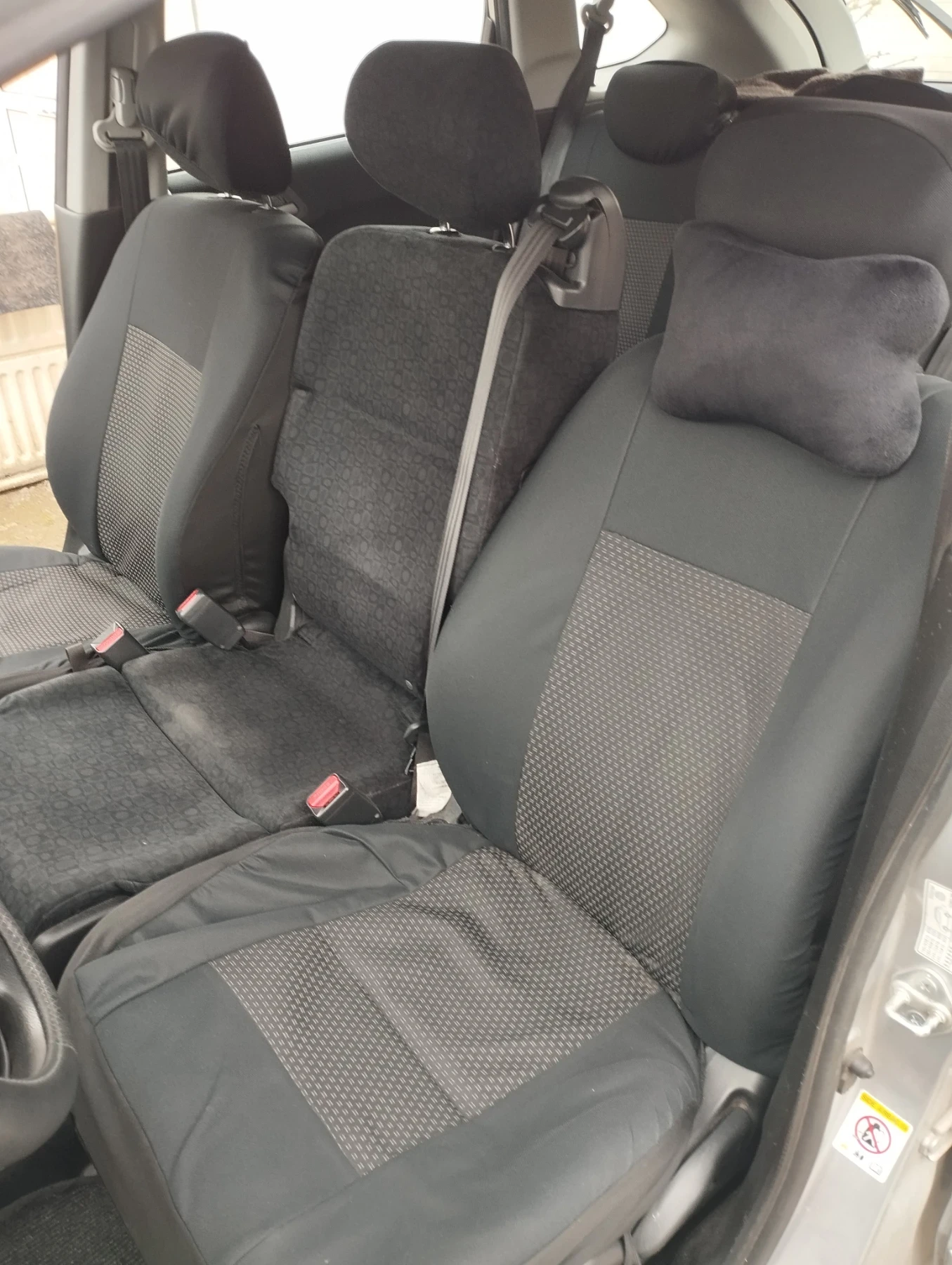 Honda Fr-v, снимка 9 - Автомобили и джипове - 55770673