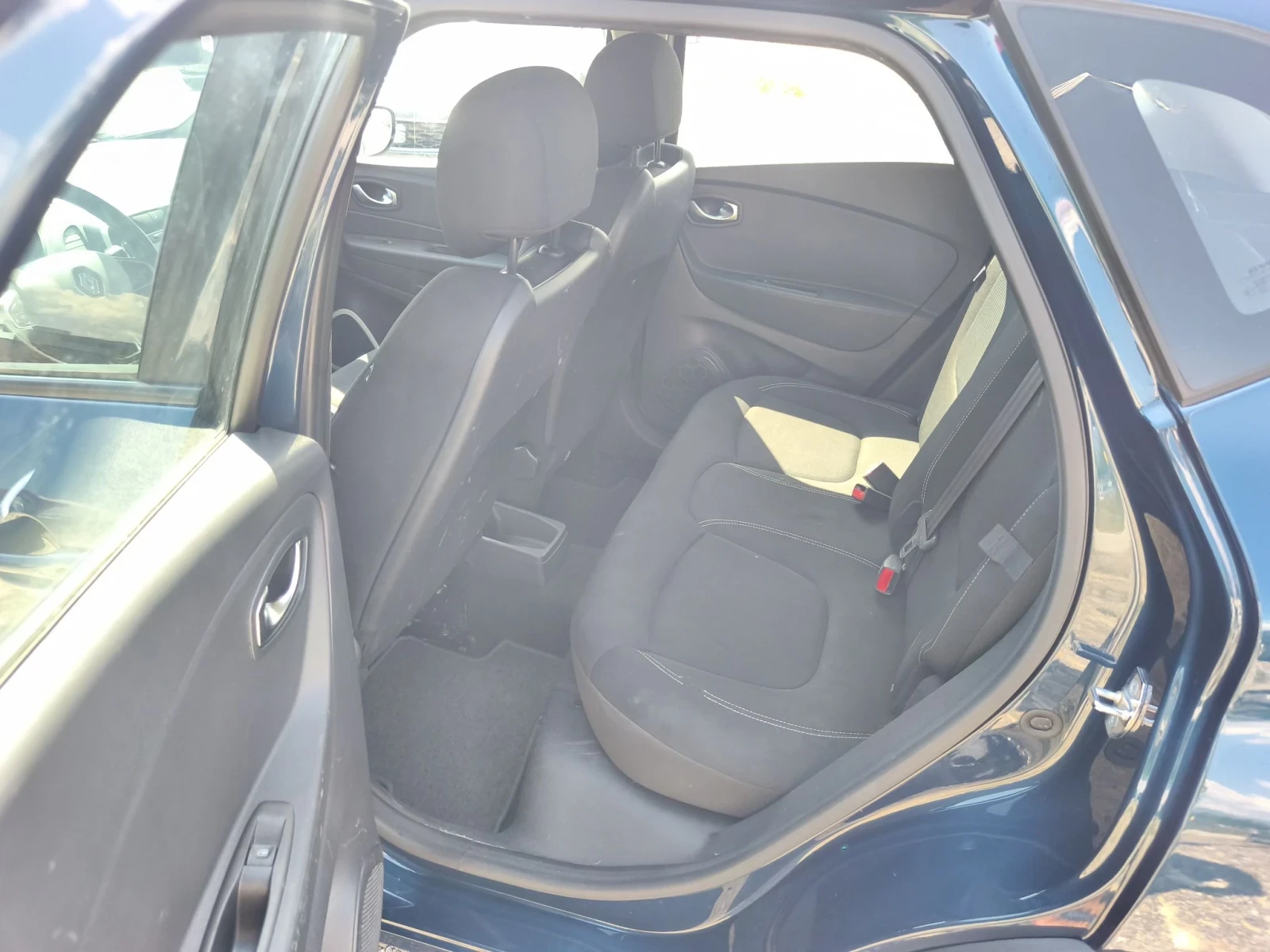 Renault Captur Automatic , снимка 11 - Автомобили и джипове - 55804120