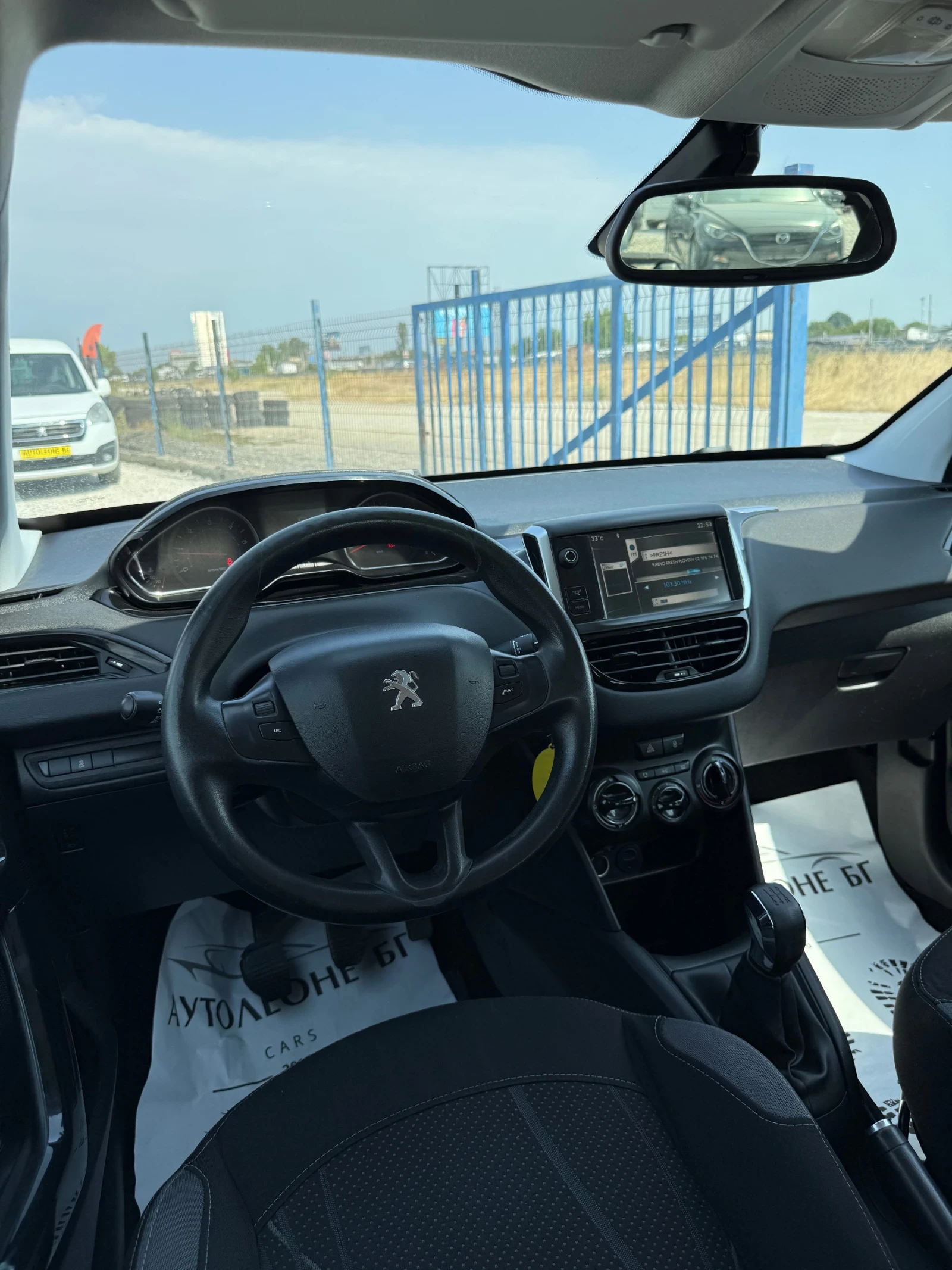 Peugeot 208 1.4 HDi ITALY, снимка 7 - Автомобили и джипове - 55897666