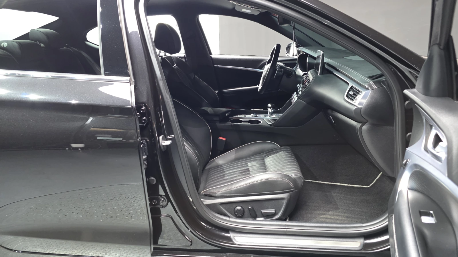 Genesis G70 3.3T Sport 2WD ELITE autoprime.bg, снимка 15 - Автомобили и джипове - 55941726