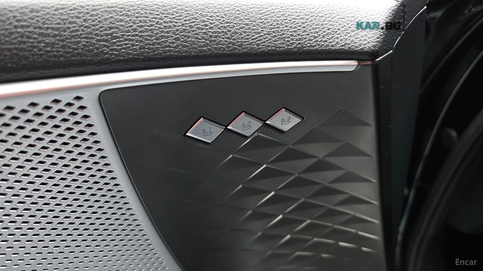 Kia K8 NOBLESSE MAX| 360| DISTO| 4-ОБУХ| MIRROR CAM| БЕЗ , снимка 17 - Автомобили и джипове - 56095955