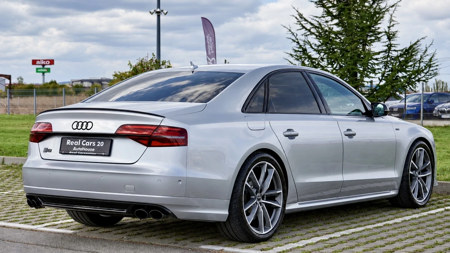 Audi S8 * Plus* Matrix* B&O* 360* Night* Distr* , снимка 4 - Автомобили и джипове - 56429744