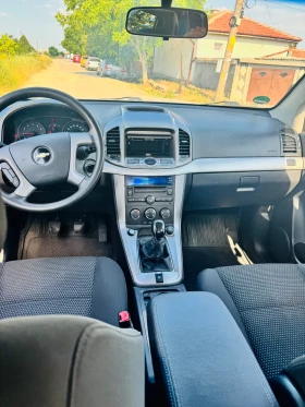 Chevrolet Captiva 2.4 Газ Бензин Бяла Перла топ състояние , снимка 8