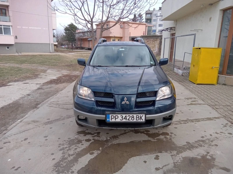 Mitsubishi Outlander 2.4куб.см/158к.с, снимка 1 - Автомобили и джипове - 47956738