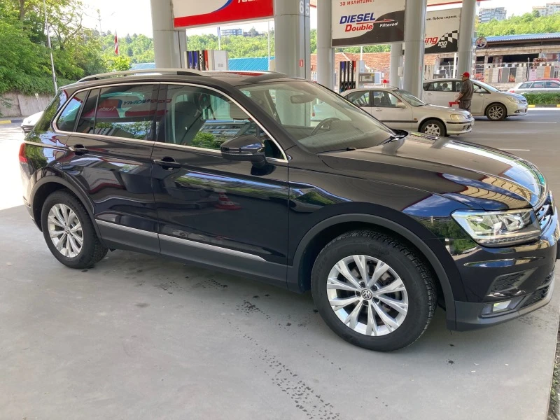 VW Tiguan 2.0TDI, снимка 4 - Автомобили и джипове - 46238826