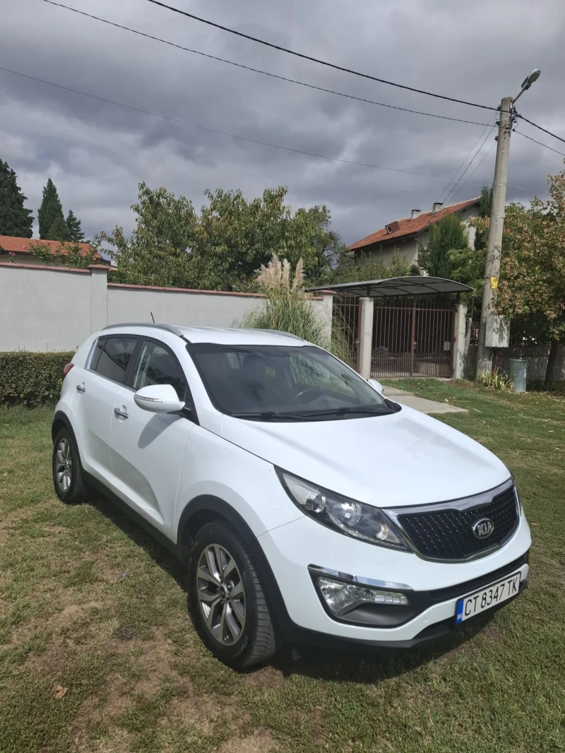 Kia Sportage 1.6 бензин/ газ, снимка 4 - Автомобили и джипове - 47171253