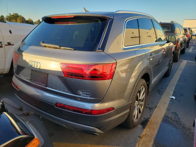 Audi Q7, снимка 4 - Автомобили и джипове - 48724584