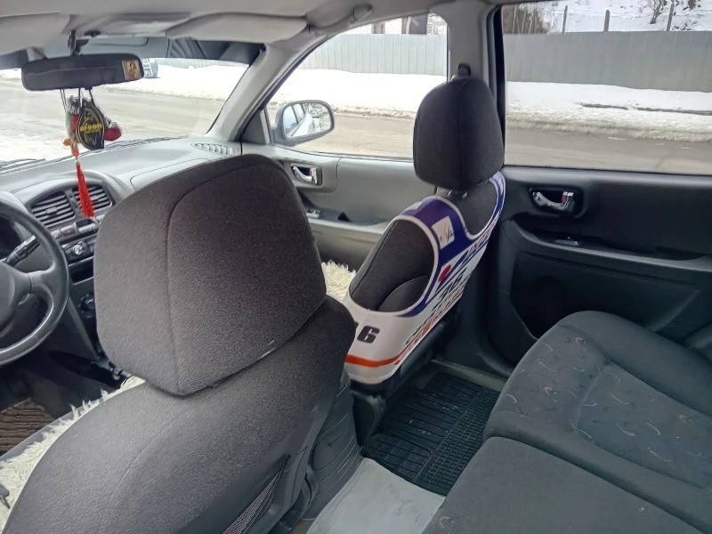 Hyundai Santa fe 2000 дизел, снимка 4 - Автомобили и джипове - 52255770