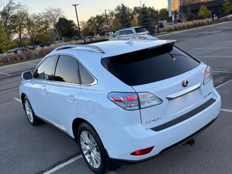 Lexus RX 450h 4x4* ПАМЕТ* ПАНОРАМА* КОЖА* ПОДГРЕВ* КАМЕРА* , снимка 5 - Автомобили и джипове - 52471169