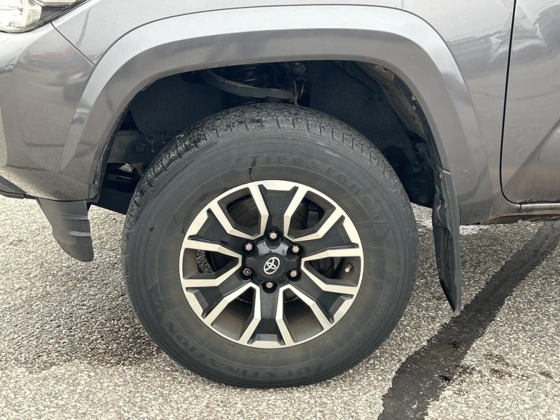 Toyota Tacoma * TRD Sport | Rear Sliding Window | Tonneau Cover , снимка 9 - Автомобили и джипове - 53088442