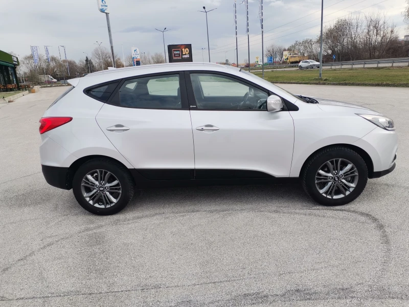 Hyundai IX35 1, 7cdti klima, снимка 8 - Автомобили и джипове - 53123802