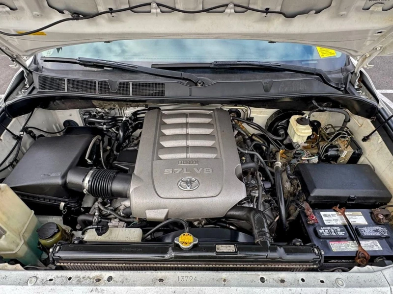 Toyota Sequoia, снимка 7 - Автомобили и джипове - 53185621