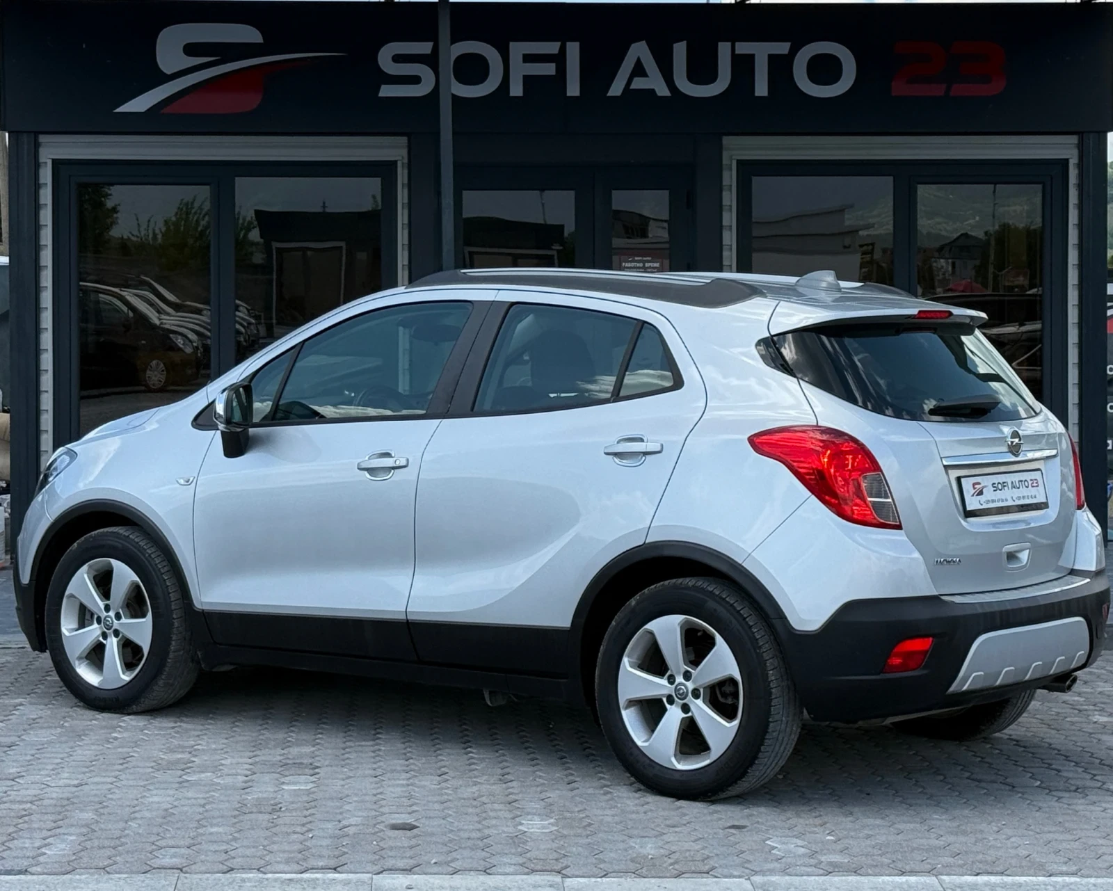 Opel Mokka 1.4 ТУРБО! Фабричен газов инжекцион! , снимка 4 - Автомобили и джипове - 54701082