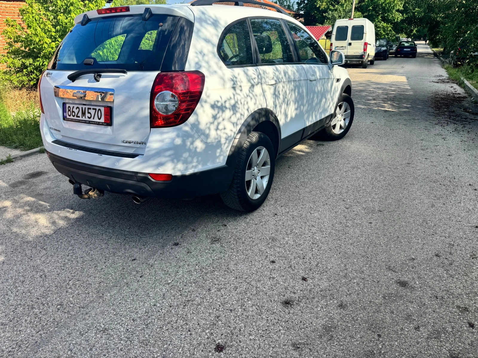 Chevrolet Captiva 2.4 Газ Бензин Бяла Перла топ състояние , снимка 12 - Автомобили и джипове - 55288217