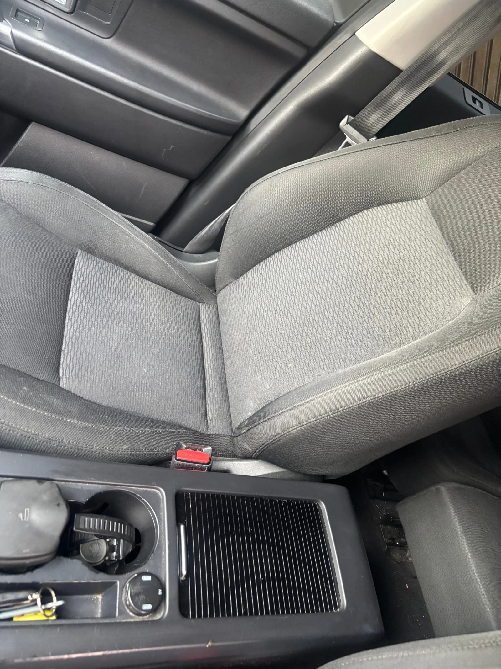 Land Rover Discovery Sport 2.0, снимка 17 - Автомобили и джипове - 55327484