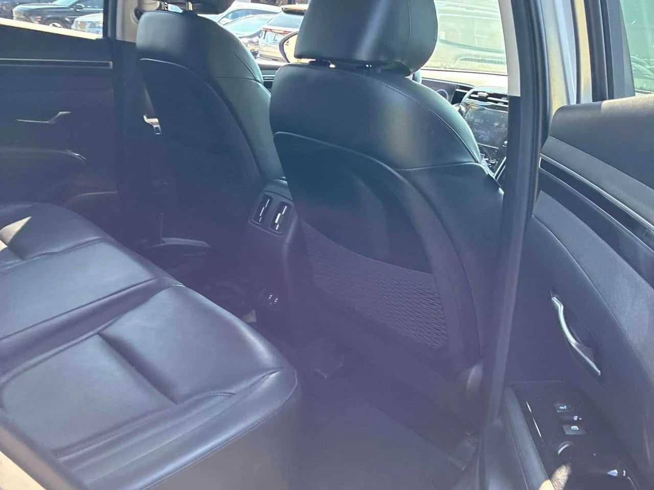 Hyundai Tucson * Luxury * CARFAX * ОПЦИЯ ЗА ФИНАНСИРАНЕ, снимка 13 - Автомобили и джипове - 55597251
