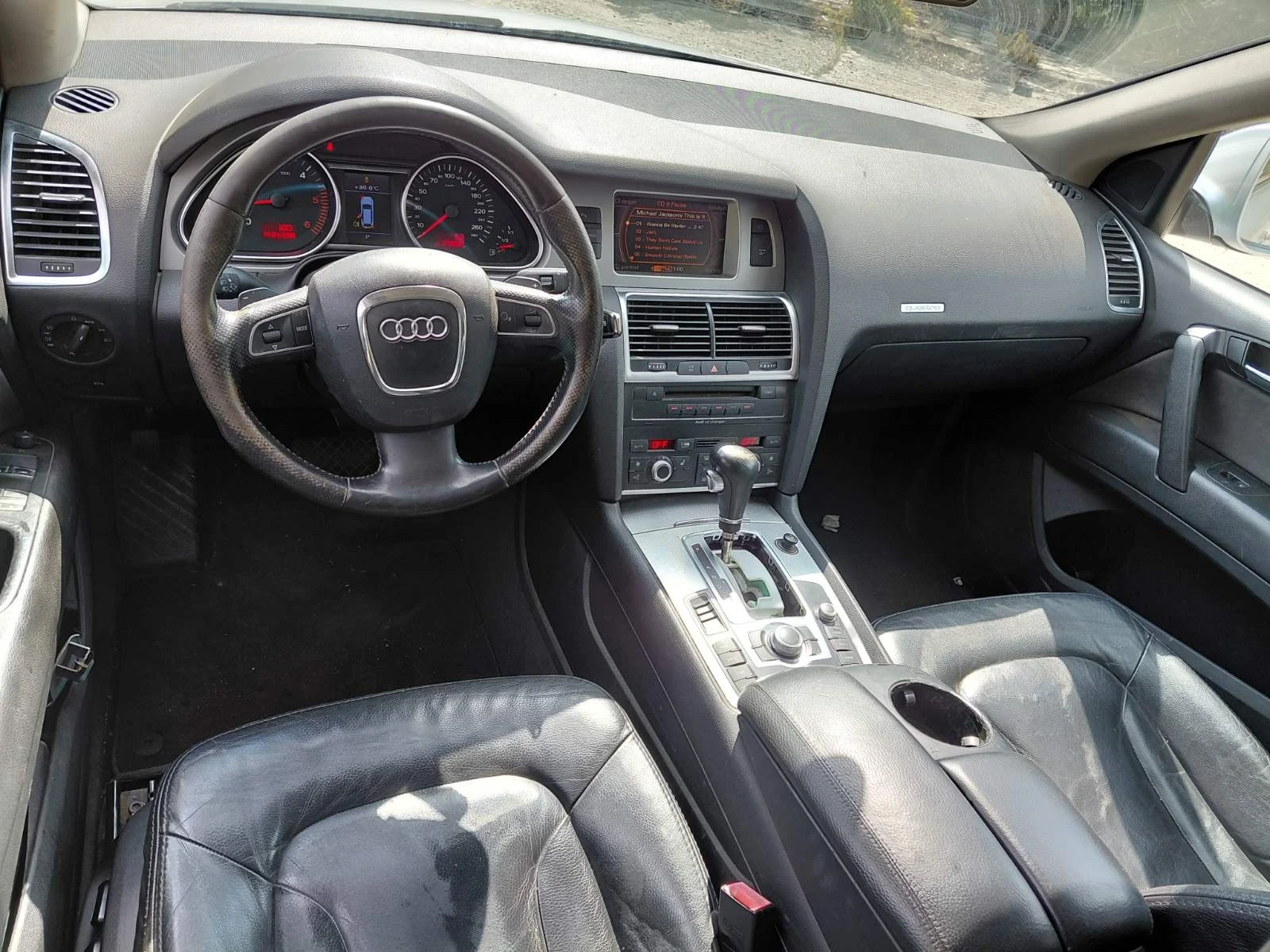 Audi Q7 3.0dizel -239ks-2008god, снимка 12 - Автомобили и джипове - 55873645