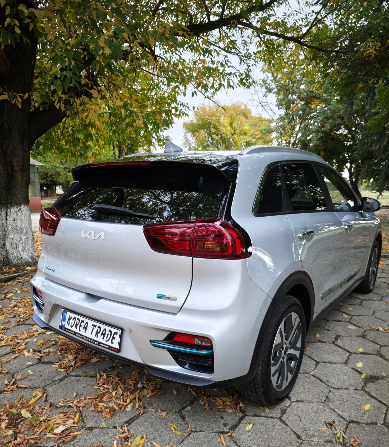 Kia Niro 64 kW, снимка 4 - Автомобили и джипове - 56477268