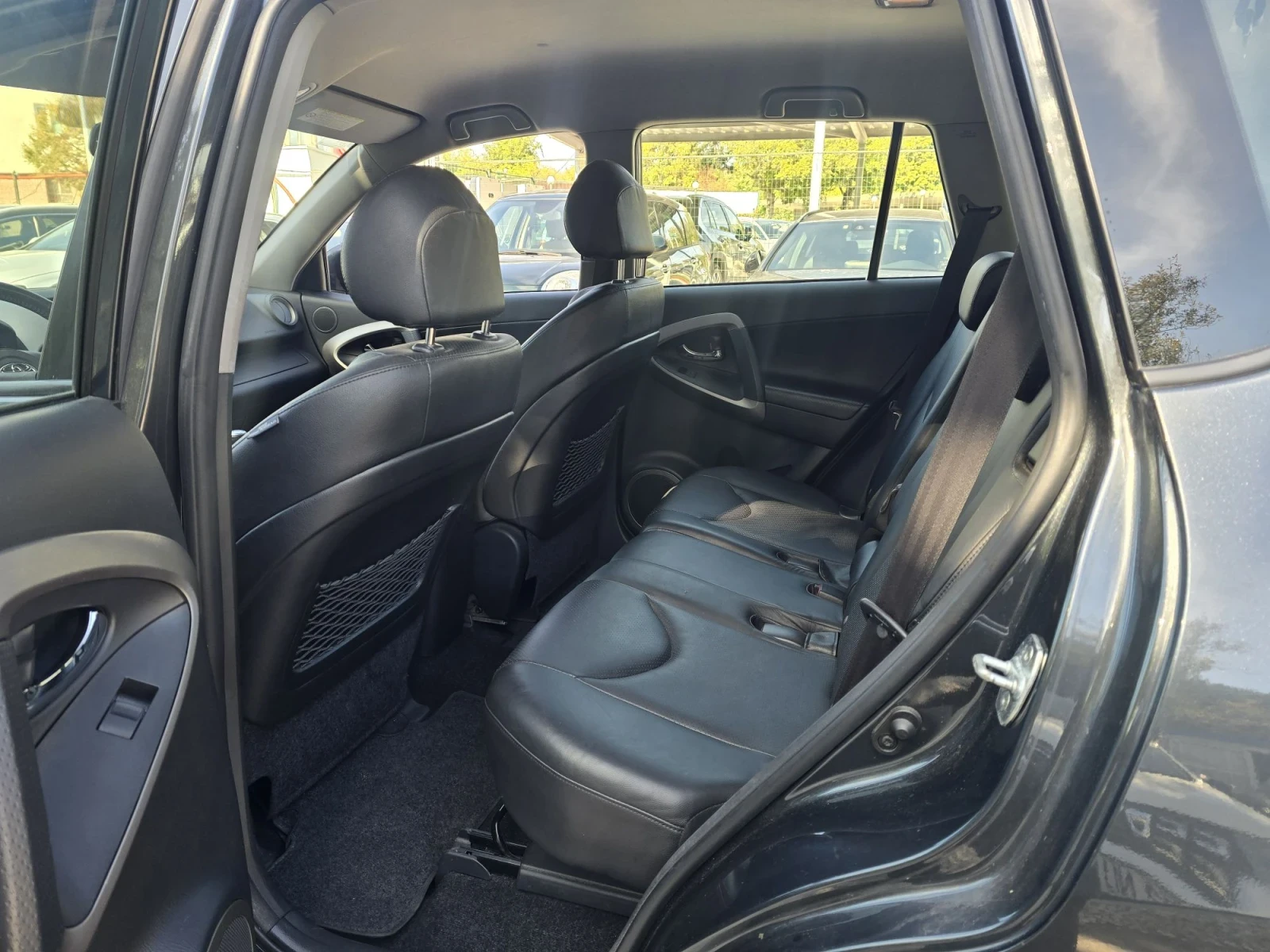 Toyota Rav4 2.2D 136�.� 4�4 ���������� ���� | Mobile.bg � ����������� 11