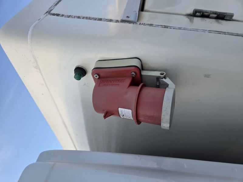 Iveco Daily 35-130, СЛАДОЛЕДАДЖИКА, -40, снимка 12 - Бусове и автобуси - 53403872