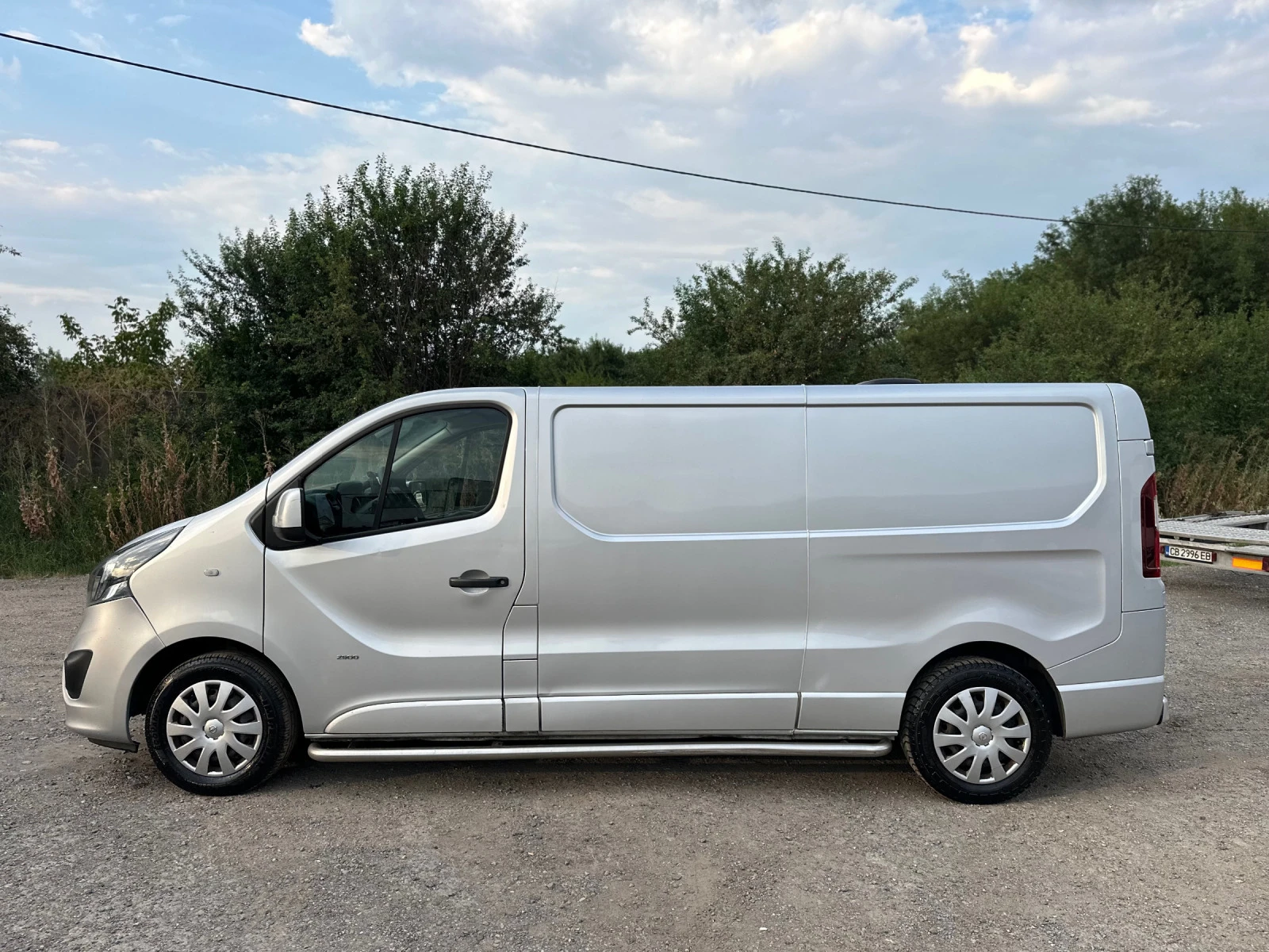 Opel Vivaro Long - изображение 7