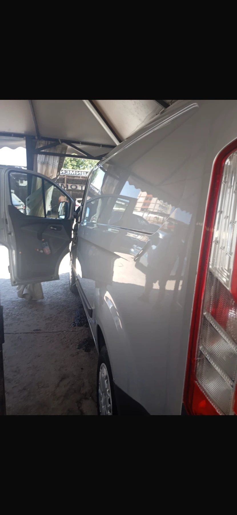 Ford Transit Custom 2200 - изображение 4