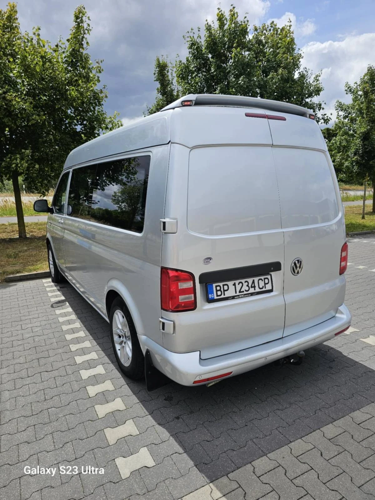 VW Caravelle 150 - изображение 5