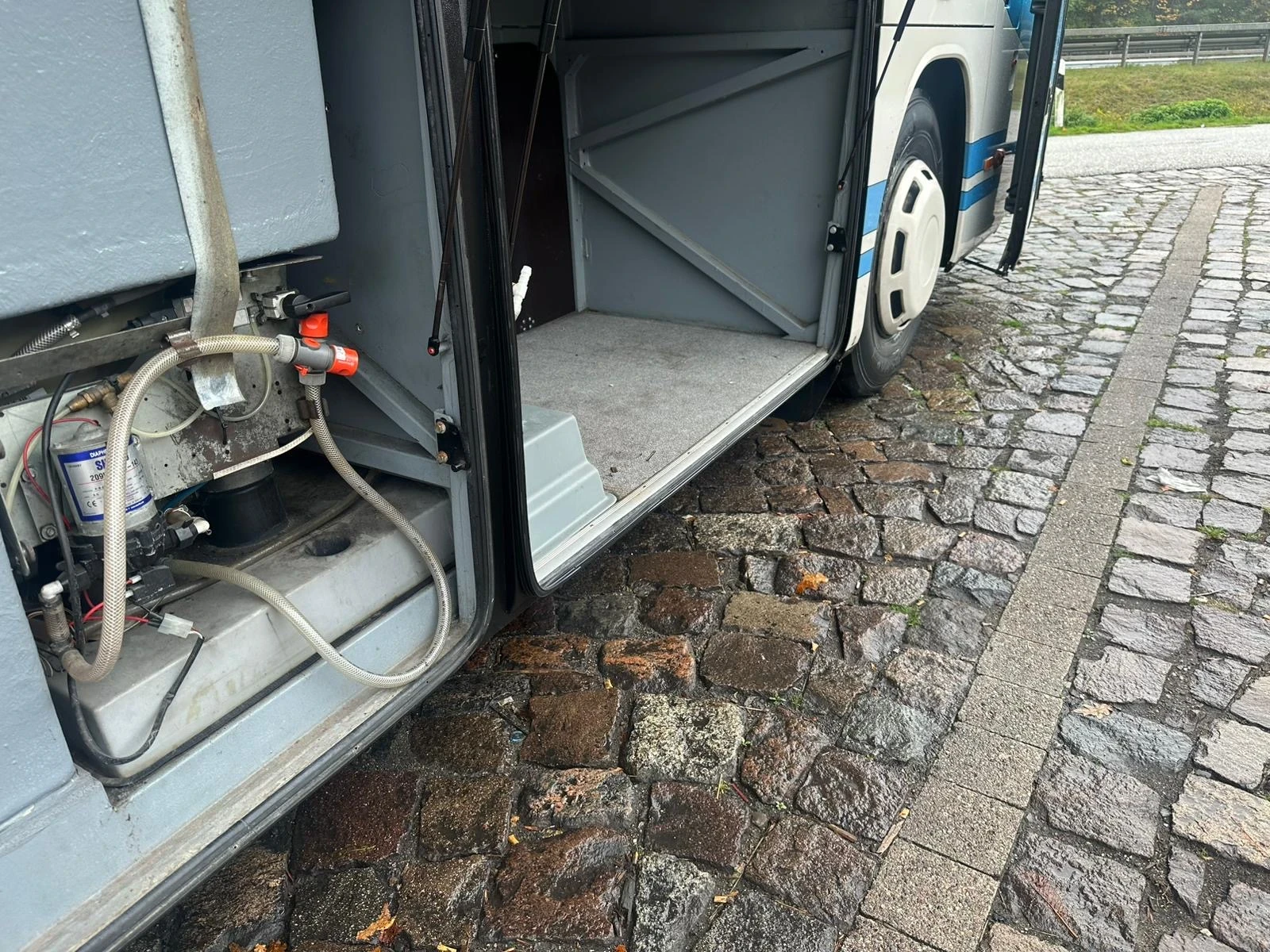 Setra S 415 GT-HD Първи собственик Германия, снимка 14 - Бусове и автобуси - 54360641