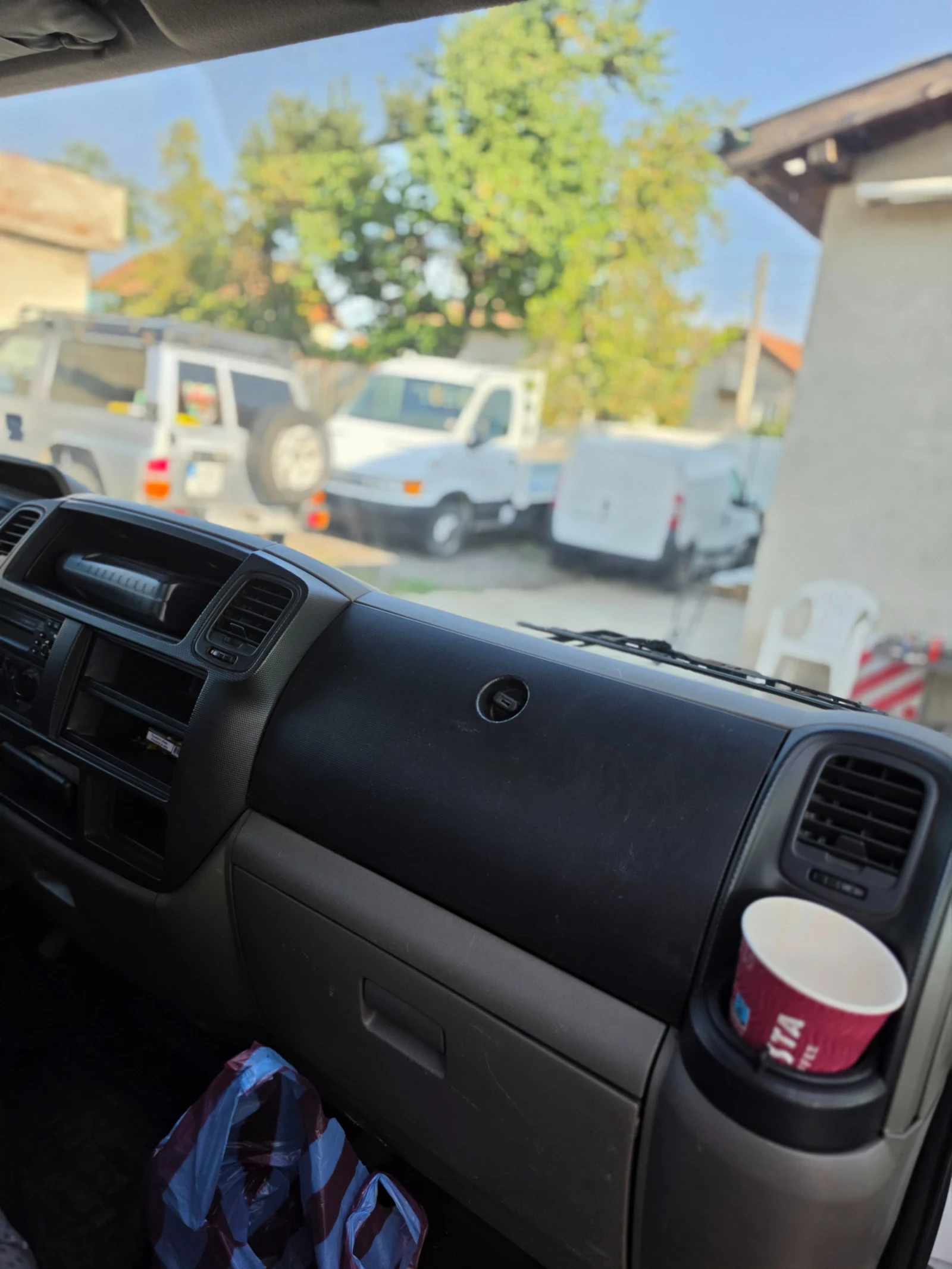 Nissan Kabstar 2, 5, снимка 7 - Камиони - 55434763