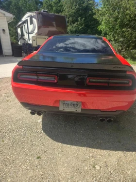 Dodge Challenger SRT 392 | CARFAX | БЕЗ ПЪРВОНАЧАЛНА ВНОСКА, снимка 5