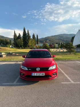 VW Jetta 2.0 TSI GLI 211-кс DSG6 FULL 100х.км, снимка 3
