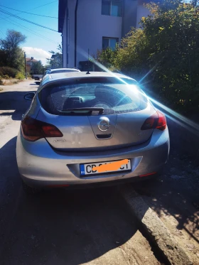 Opel Astra, снимка 2