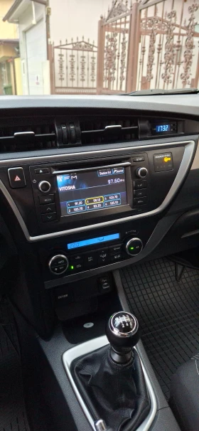 Toyota Auris 1.4, снимка 16