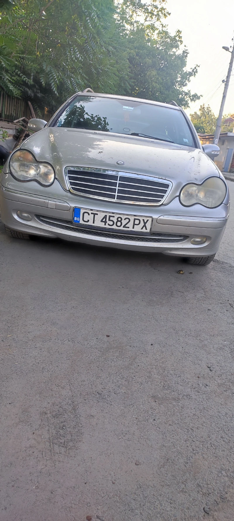 Mercedes-Benz C 220, снимка 1 - Автомобили и джипове - 46528405