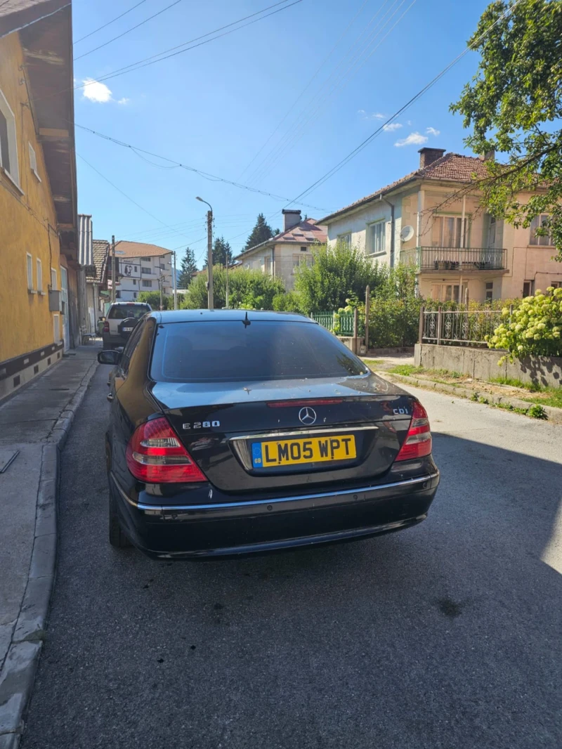 Mercedes-Benz E 280, снимка 5 - Автомобили и джипове - 46877443