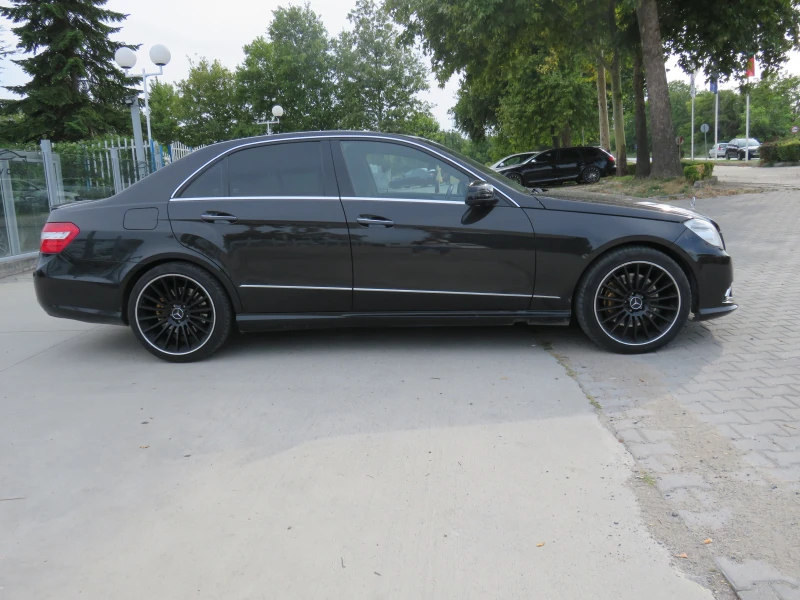 Mercedes-Benz E 55 * * * FULL 6.3 AMG PACK 4-MATIC РЕГИСТРИРАН* * * , снимка 4 - Автомобили и джипове - 47420066