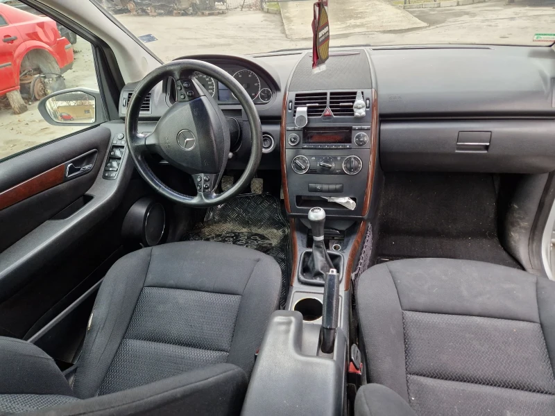 Mercedes-Benz A 180 180CDI 109к.с., снимка 8 - Автомобили и джипове - 48446494