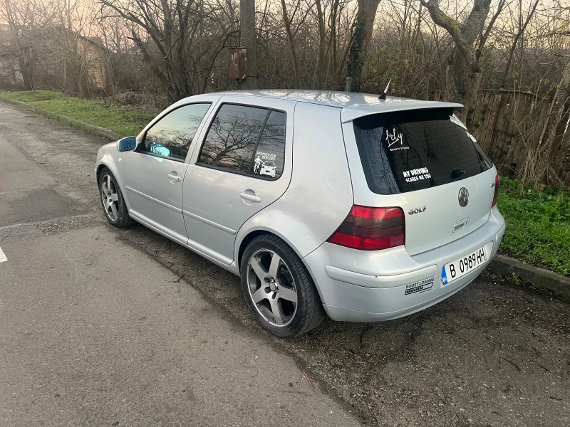 VW Golf, снимка 2 - Автомобили и джипове - 48517768