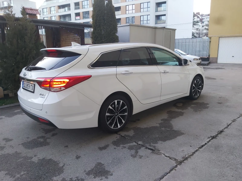 Hyundai I40, снимка 14 - Автомобили и джипове - 48561378