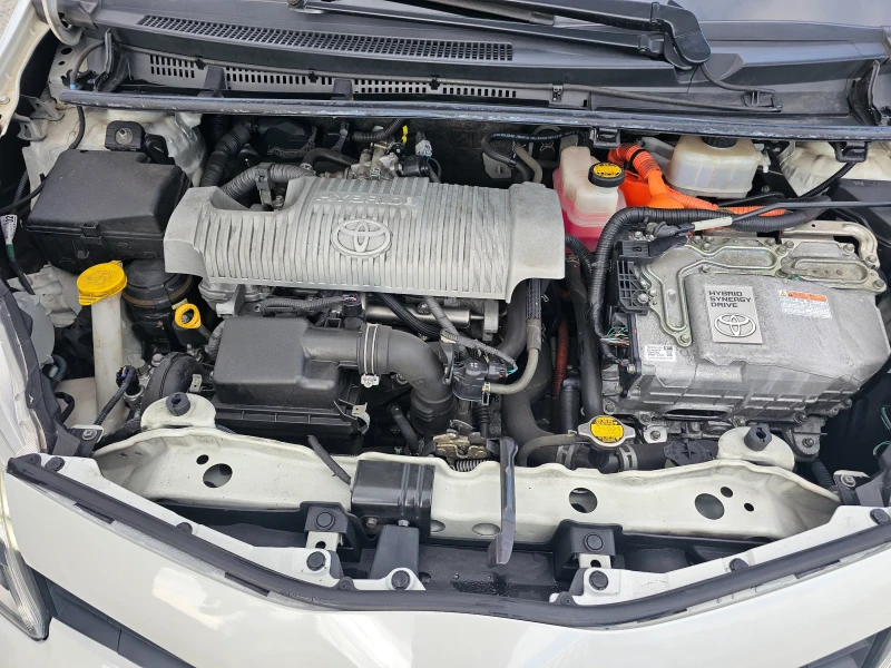 Toyota Yaris 1.5 Hybrid evro5B , снимка 14 - Автомобили и джипове - 48962616