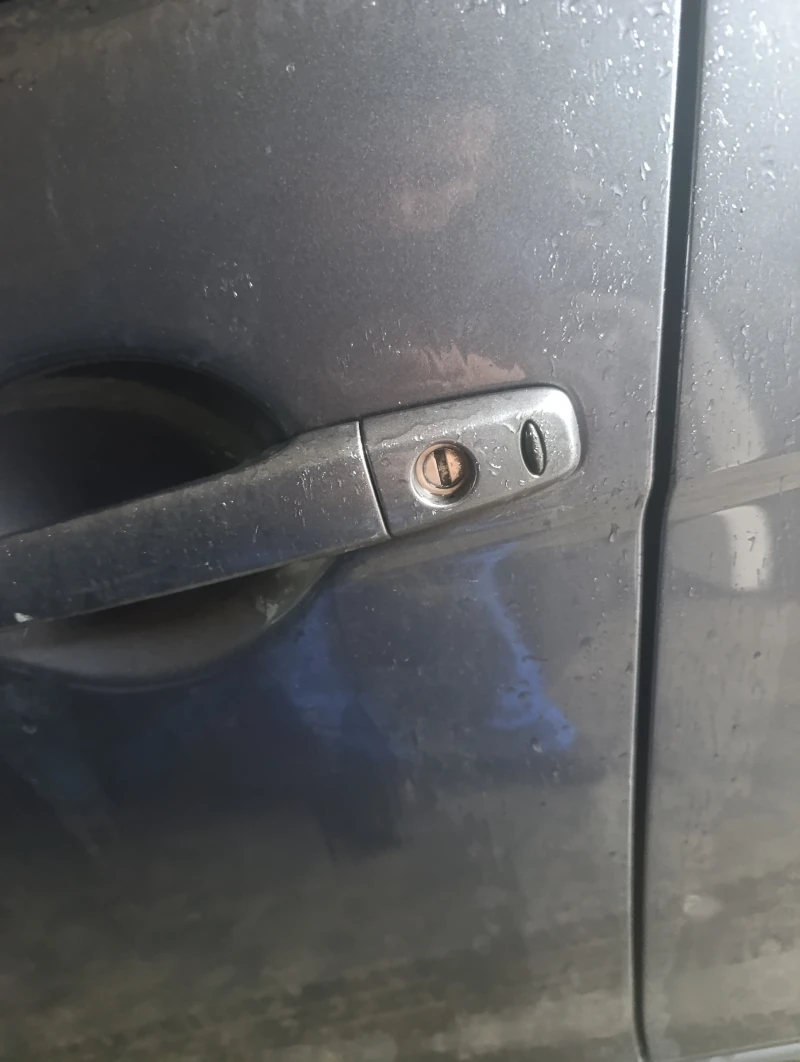 Mitsubishi Lancer 1.8 автомат , кожа ксенон , снимка 17 - Автомобили и джипове - 49731825