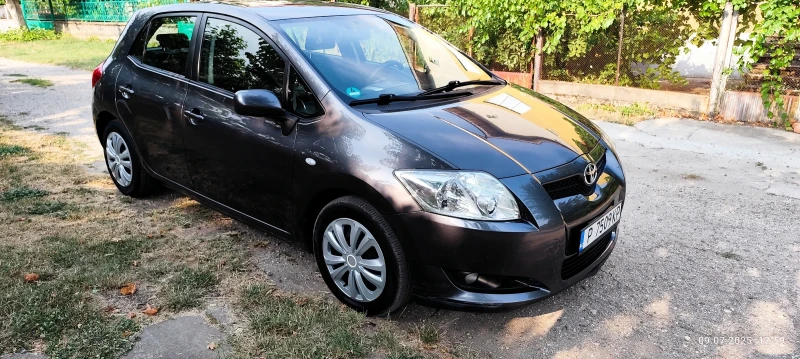 Toyota Auris 2.0 D-4D, 126 k.s, снимка 7 - Автомобили и джипове - 52475035