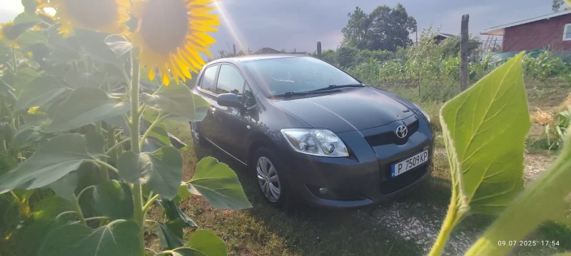 Toyota Auris 2.0 D-4D, 126 k.s, снимка 5 - Автомобили и джипове - 52475035